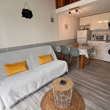Maisonette Dans